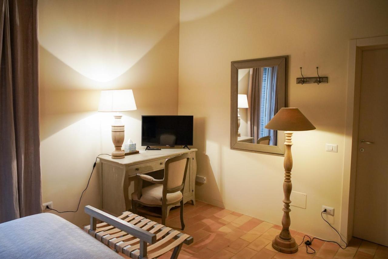 Parco Di Montebello Quattro Castella Ngoại thất bức ảnh